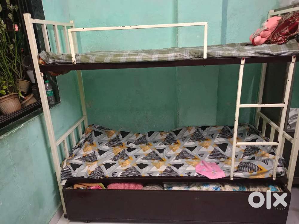 Bunk bed bechna hai rate hai 7000