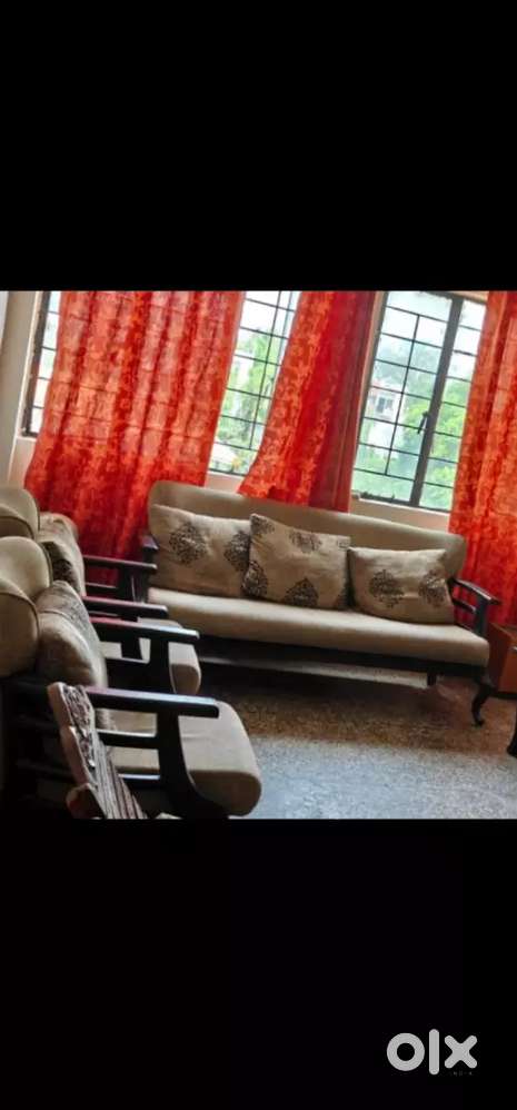 2bhk fully furnished flat in 2no stop New market