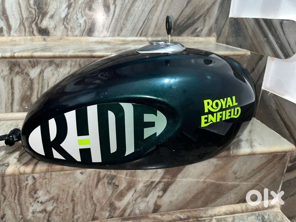 Hunder 350 tank dapper green exelent condition