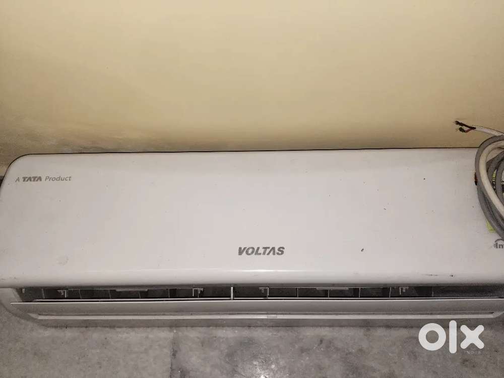 Voltas AC brand new 3 months old
