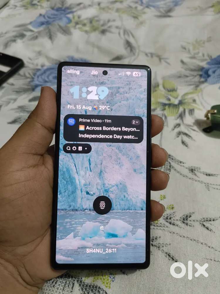 6/128 gb variant
