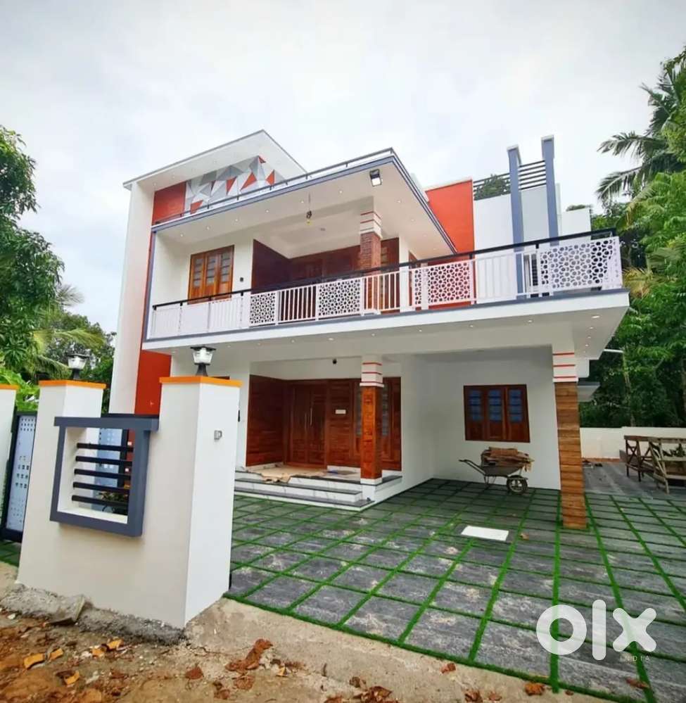 Luxury villas for sale near Railway station @ 30L