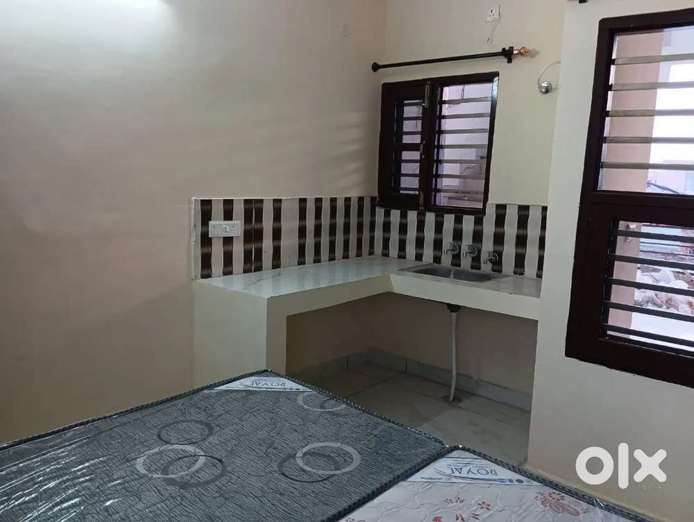 PG for Students, family and Bachelor 2BHK- ₹9000  1BHK - ₹6500