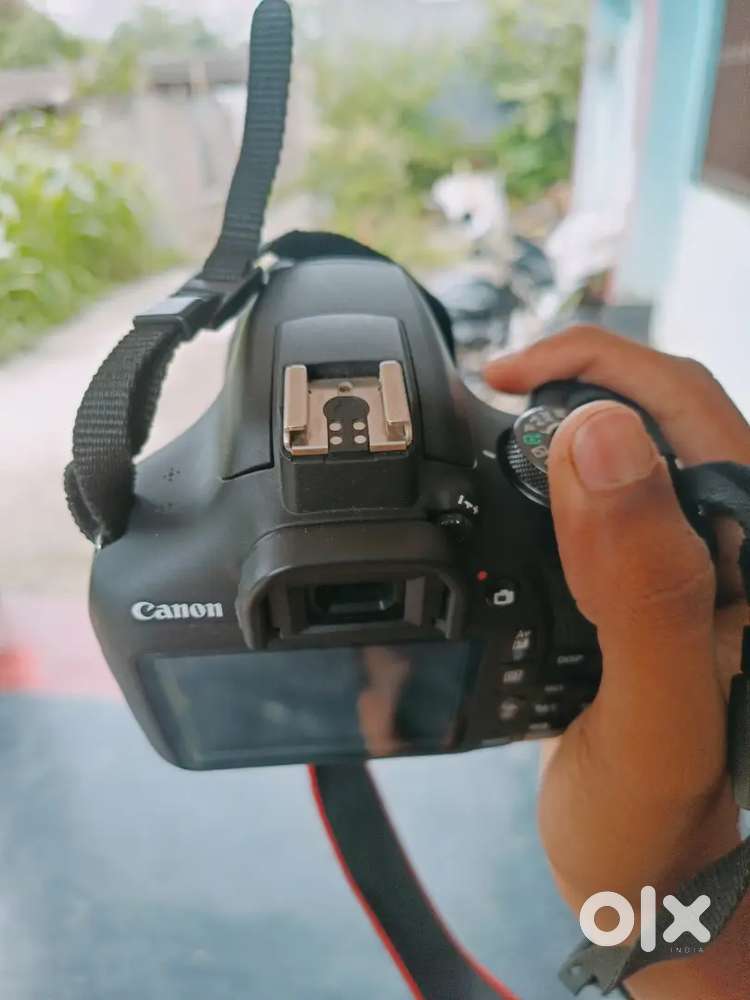 Canon 1500d with dual lens