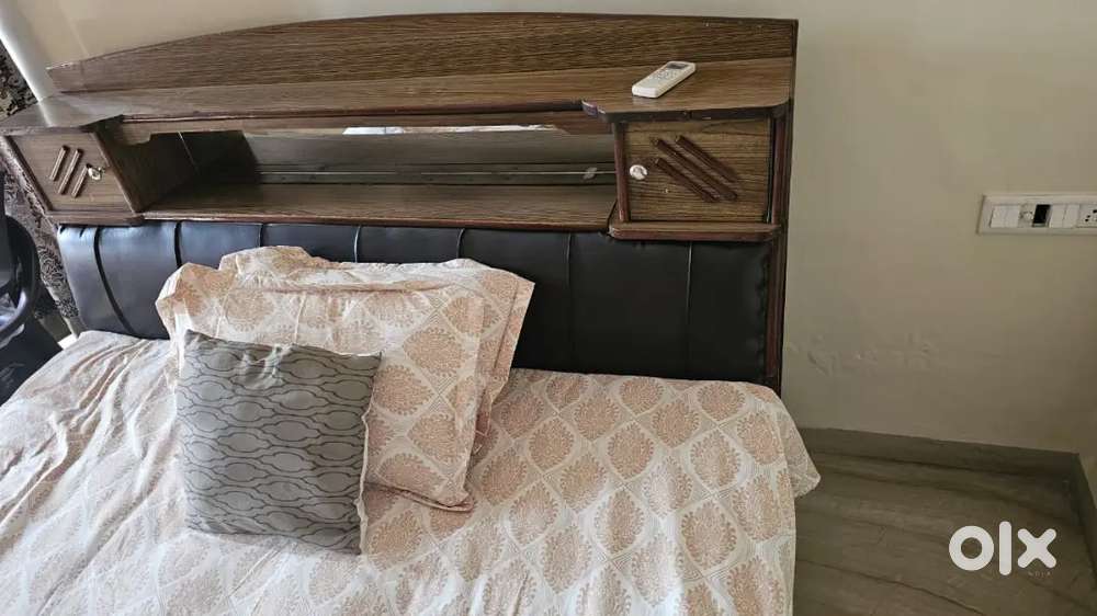 Sagwan wood heavy quality double bed