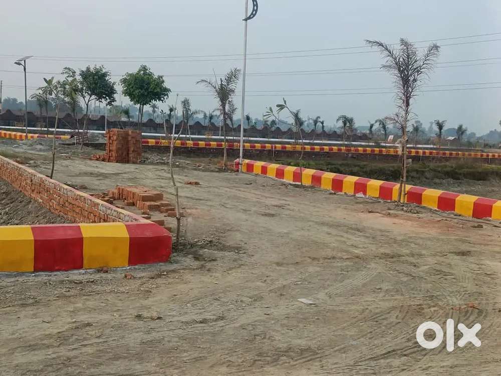 अप्रूव्ड जमीन 2000sqft 36 लाख वाली छट पूजा तक 32 लाख में सुल्तानपुररोड