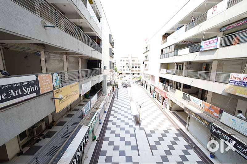 Pearl Plaza For Sell in Nava Naroda