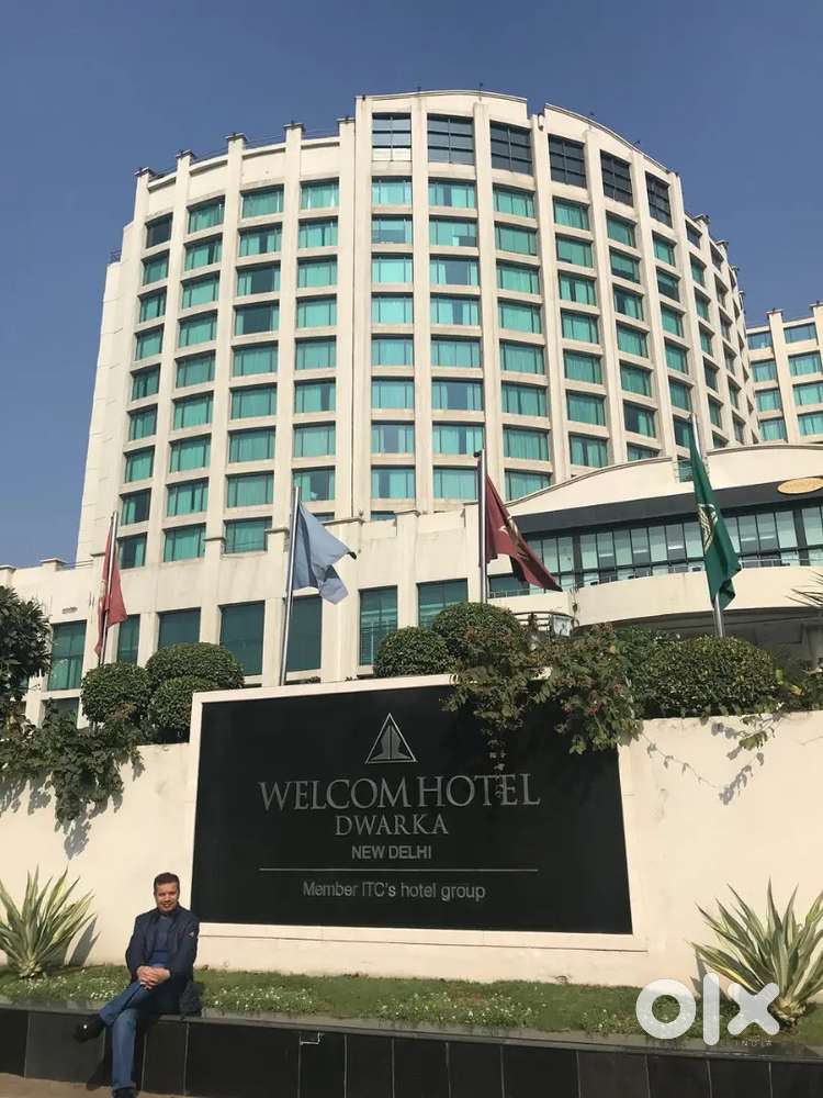 5 Star hotels waiter jobs