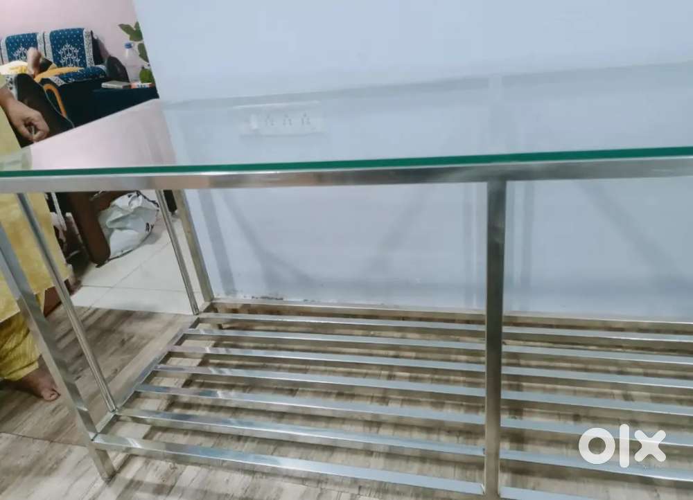 Glass table