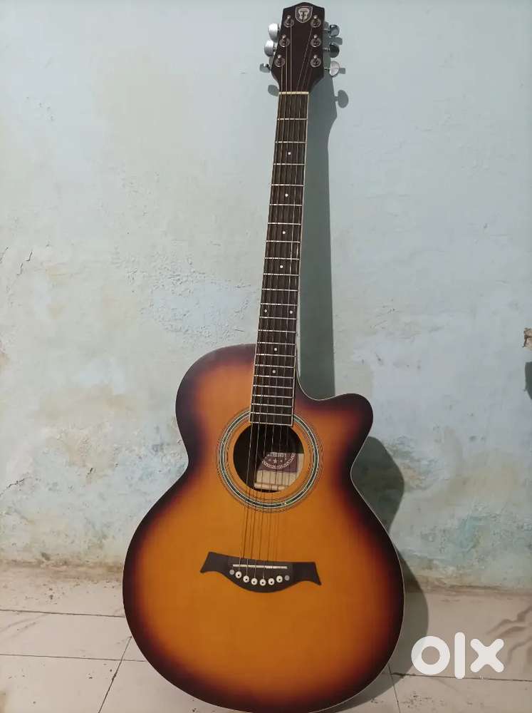 Gitar and manual for sale