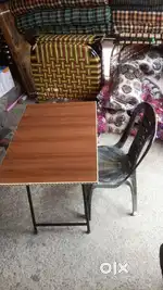 New (Fresh) Unused  Folding Study Table / Computer/Office Table