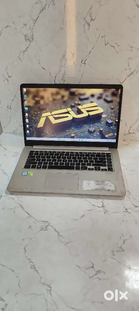 Asus Vivobook Intel i5 8th Gen laptop