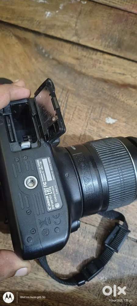 Canon d3000 new condition