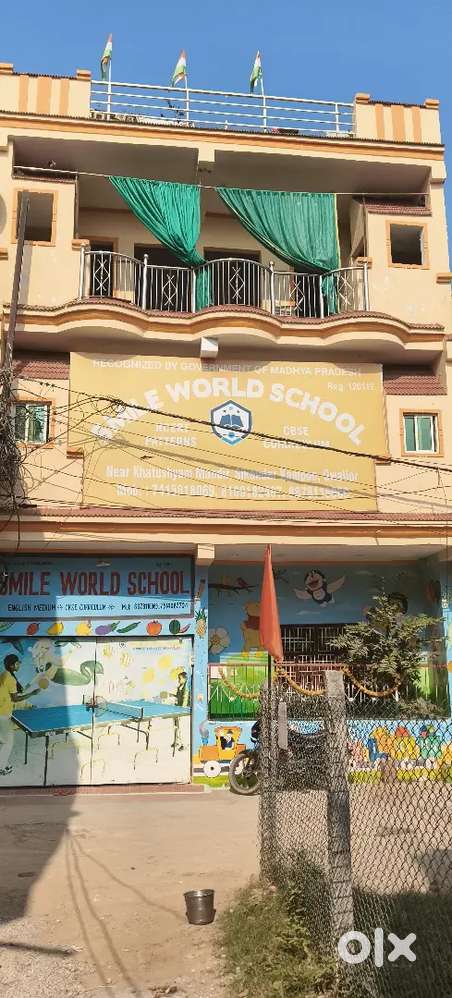 Beautiful house in 1000sq feet plot