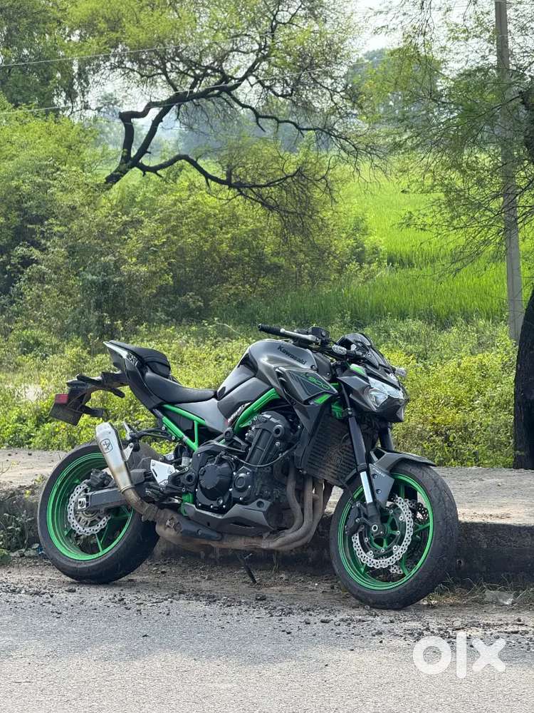 KAWASAKI Z900