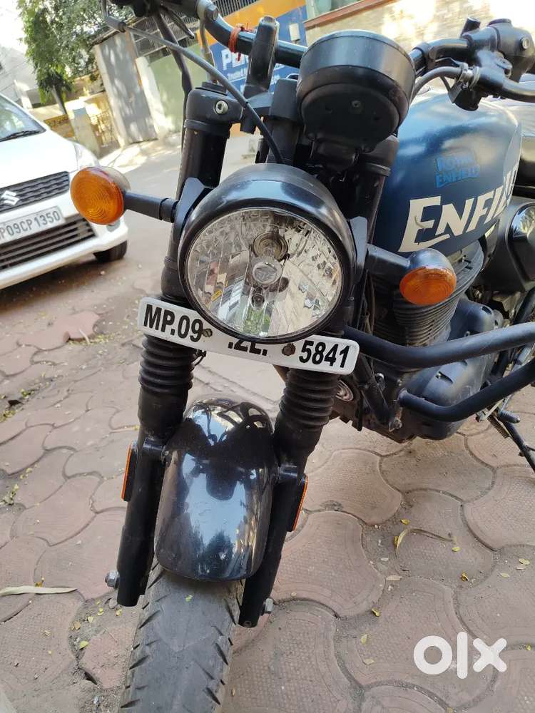 Royal Enfield-Hunter 350