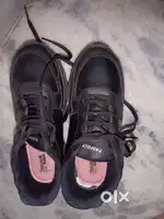 A black formal shoes