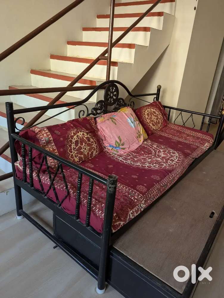 Sofa cum bed, metal diwan