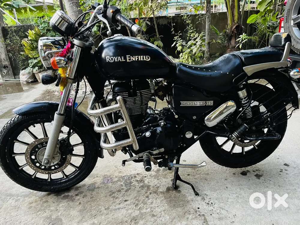 Matte Black Thunderbird 350