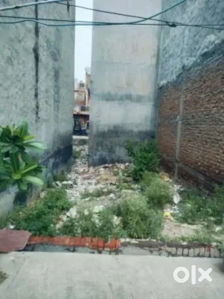 Rajendra Park 133 sq yd Plot for sale