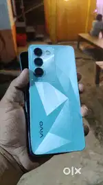 I phone lena hai