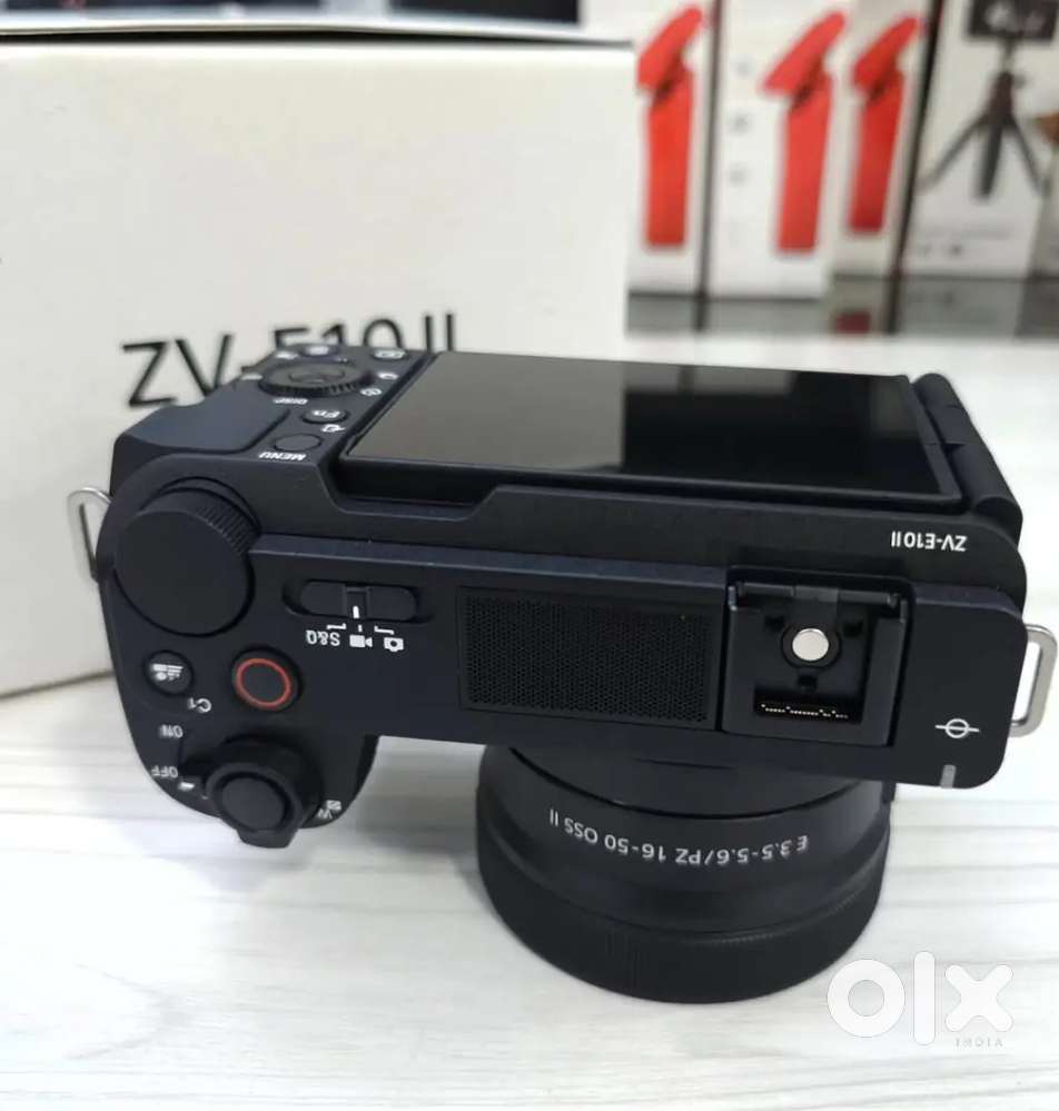 Sony ZV E10 Mark Mirrorless Camera Black KIT