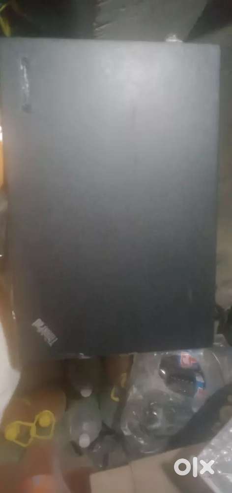 Lenovo company. 8 gb ram . Window 11 . 1 year chala hua hai