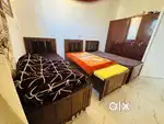 PG for girls near sector 71 near godrej chiwk