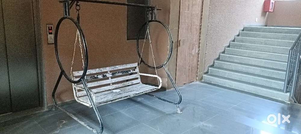 4feet zula with stand