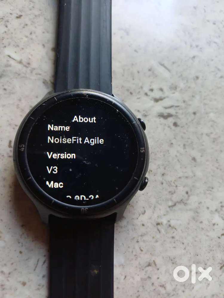 Noisefit agile branded smart watch