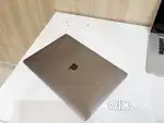 Apple Macbook Pro i7/32/512gb/5.5gb GFX  15inch Retina Touchbar