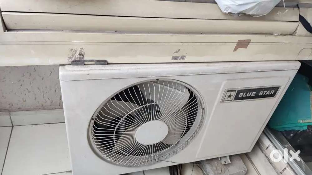 Hum purani ac lete hai 6000 me kesi bhi ac ho old scrap