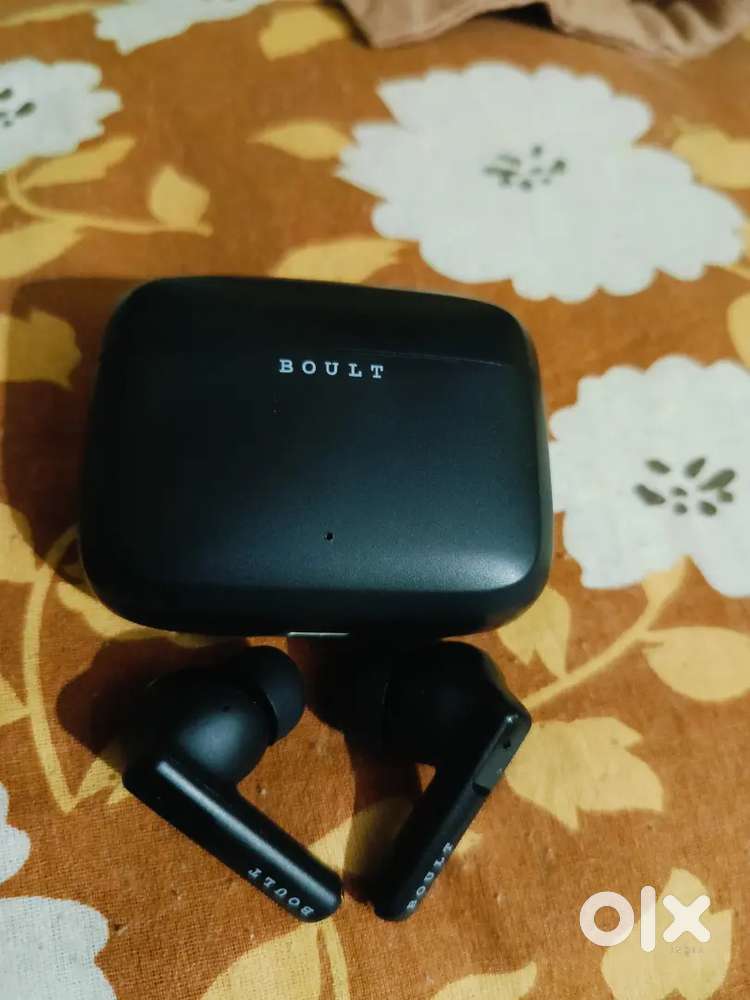 Boult Z60 Earbuds