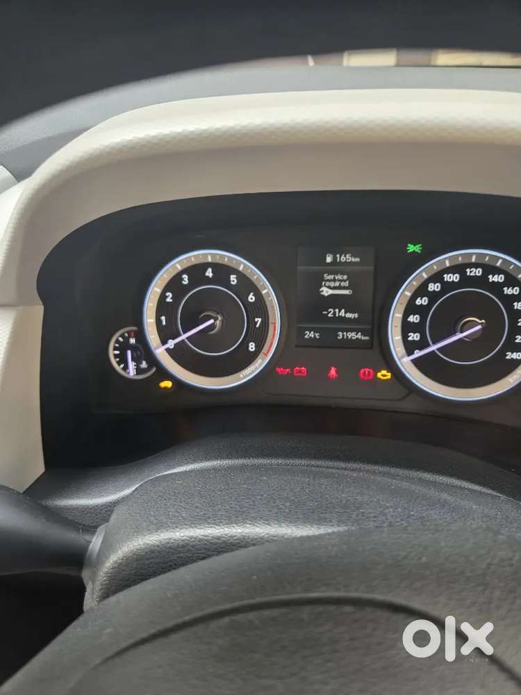 Hyundai creta Looks like new interior and exterior