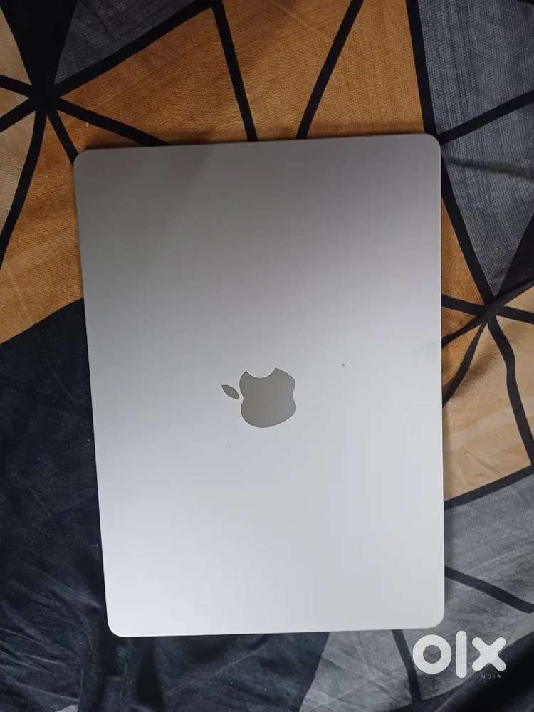 macbook air m2