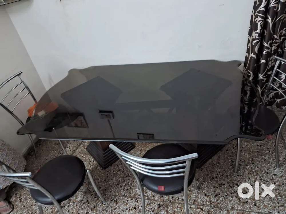 Dinning Table