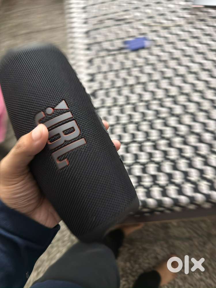 Jbl charge 5 two week old with box selling already have boombox