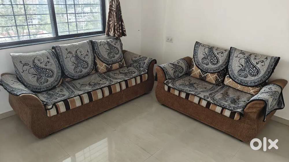 3+2 Seater Family Sofa Set with Center Table