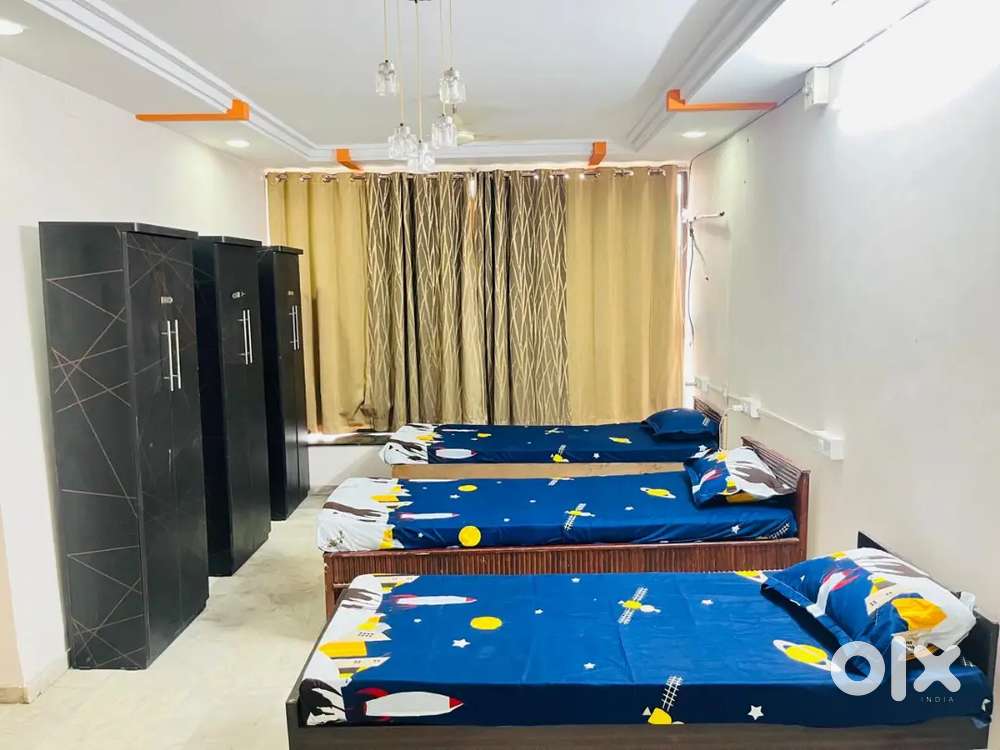 Pg in vadodara undar 3500