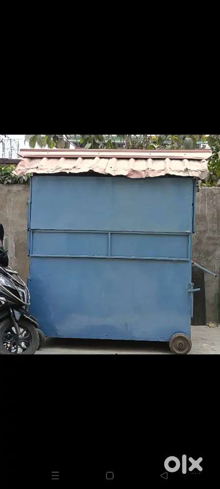Newly renovated food cart