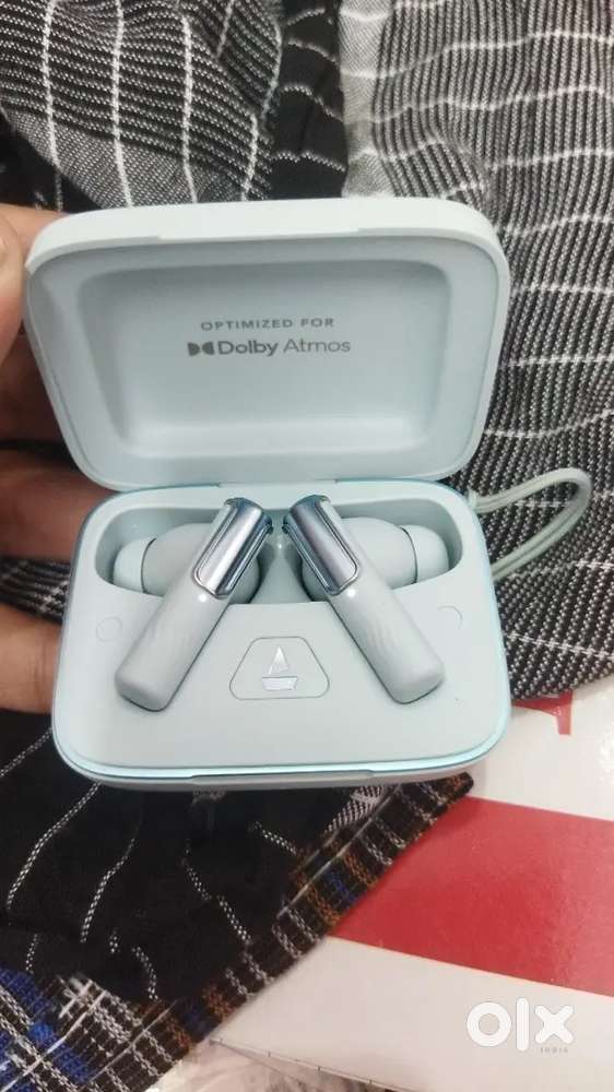 BOAT NIRVANA IVY PRO EARBUDS