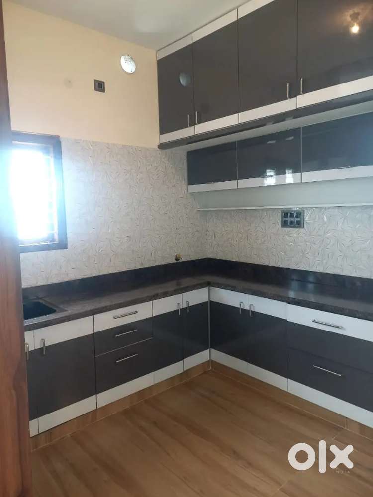 2BHK 2BATHROOM SARASWATI PURAM LIFT AVAILABLE BRANDNEW HOUSE