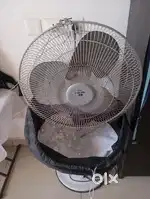 Bajaj Farata Pedastal fan