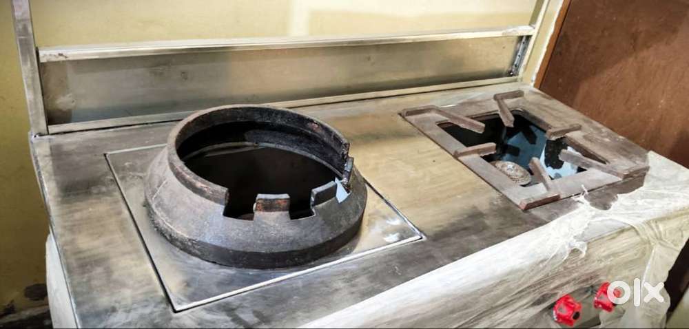 Street Food Counter With Stove