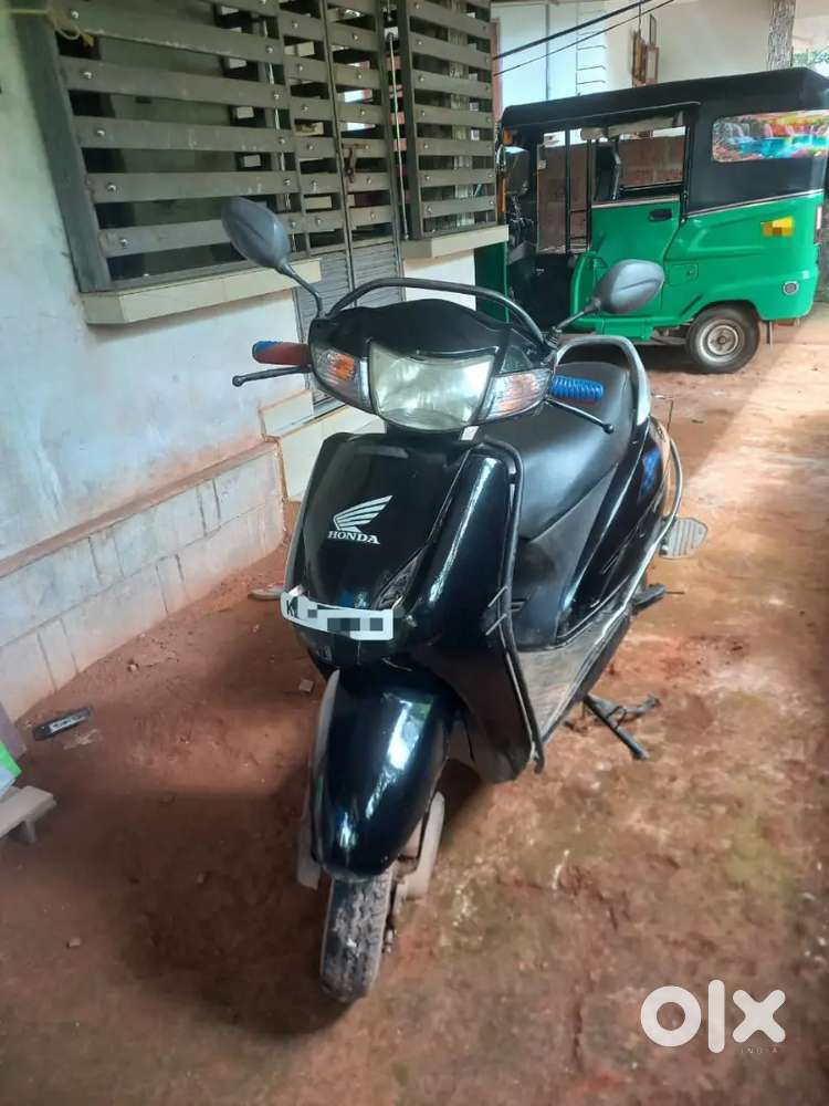 Activa , Black ,single owner