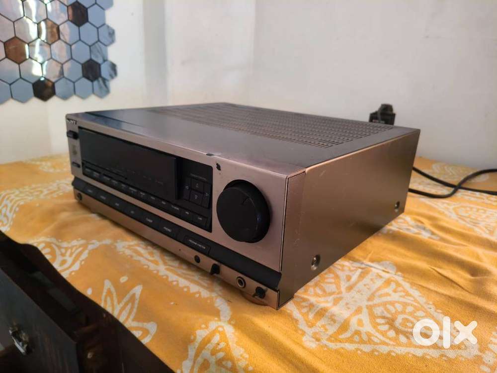 Sony Amplifier TA V610 in good working condition
