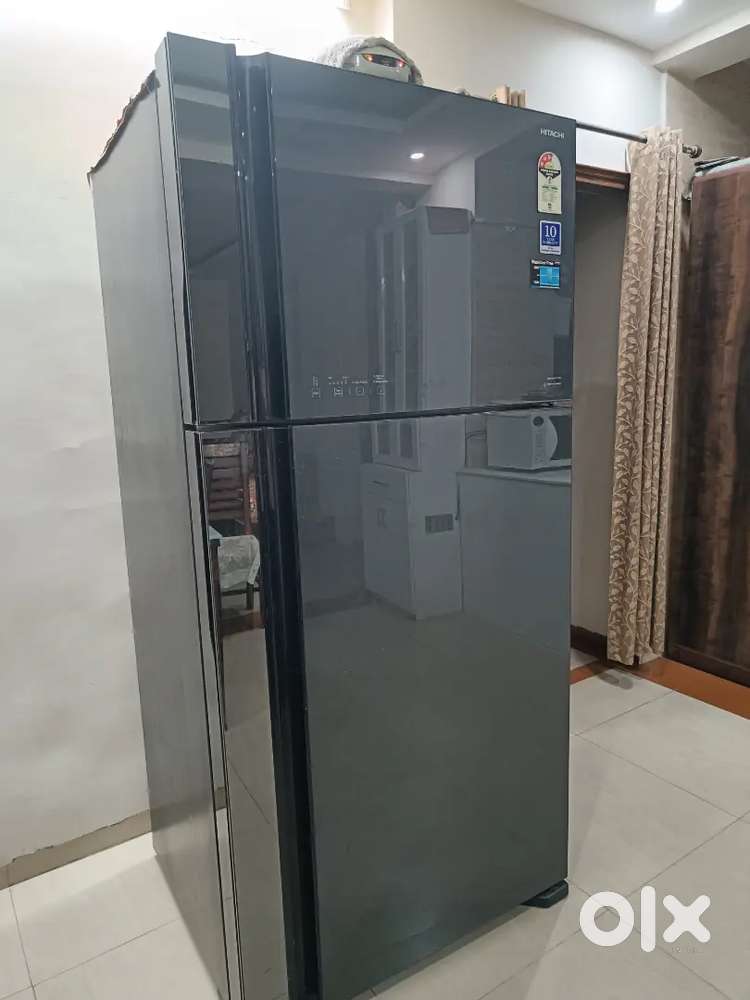 600L Hitachi Double-Door Fridge