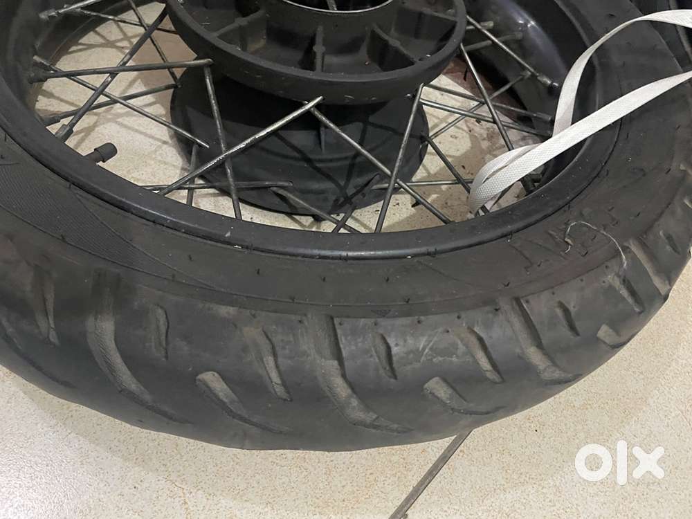 Royal enfield Reborn rear and front Spoke wheel with tube and tyres