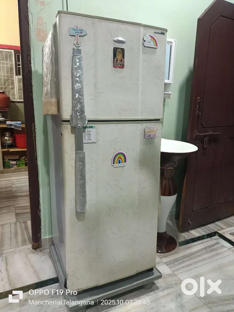 Whirlpool Company Double Door Fridge