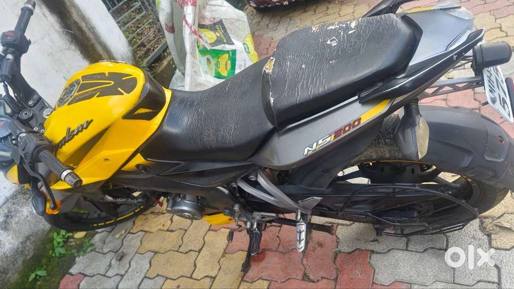 200 ns pulser